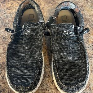 HEY DUDE WALLY STRETCH  SLIP ON SHOES‎ (sz 8)